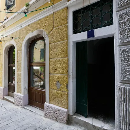 Lägenhet By The Sea - 23784 Šibenik